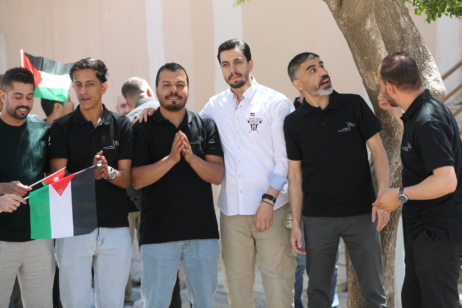 موظفو الأسواق الحرة الأردنية يحتفلون بعيد الاستقلال الـ80