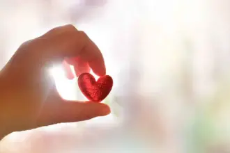 خرافة "الحب الوحيد".. كم مرة يعشق الإنسان وفقاً لعلماء النفس؟