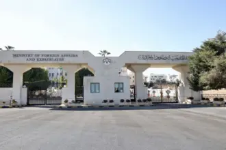 وصول مواطنين أردنيين كانا ضمن أسطول الصمود العالمي إلى أراضي المملكة