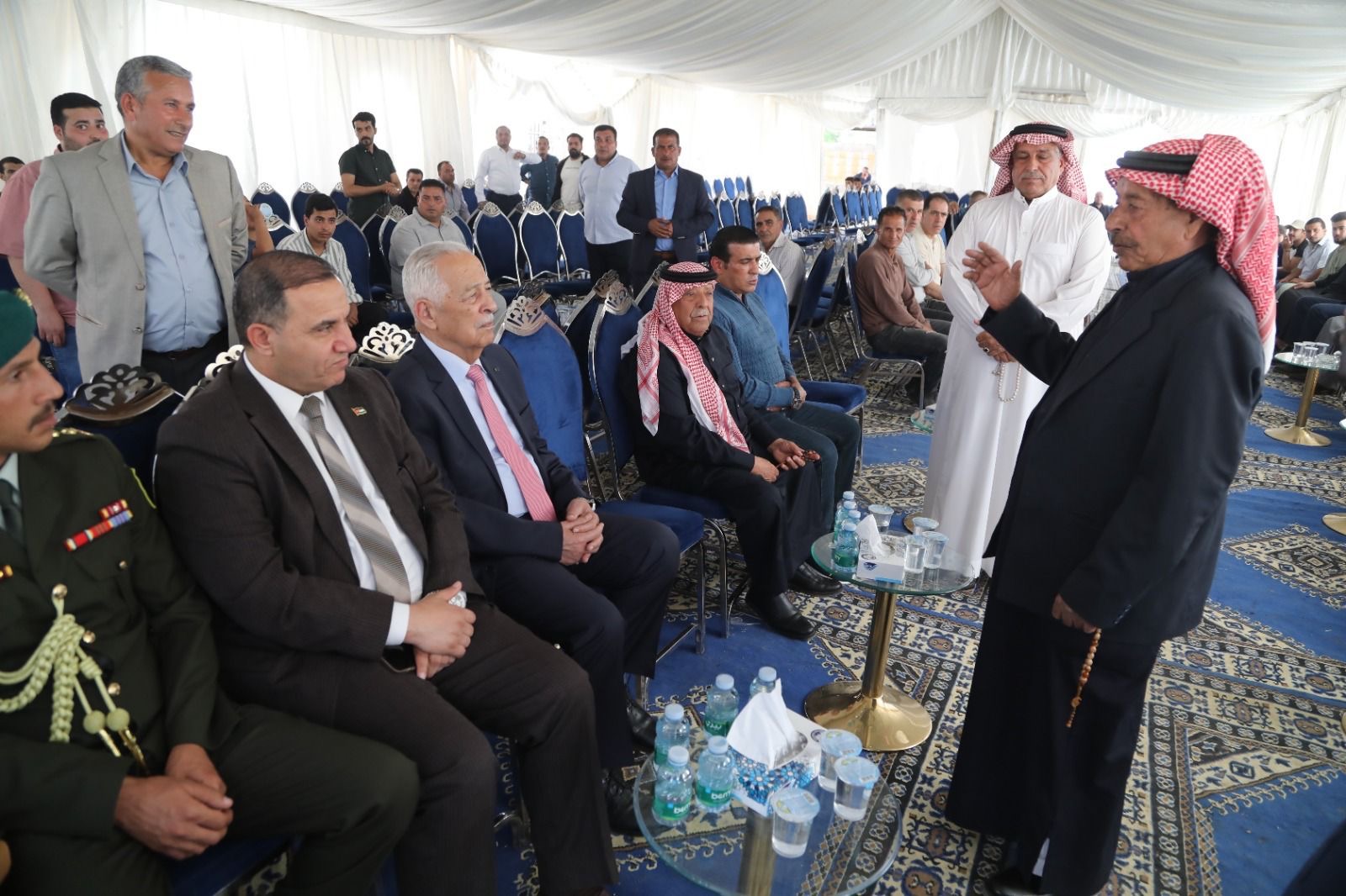 مندوبا عن الملك وولي العهد... العيسوي يعزي المراحلة والدعجة وأبو دية والسلمان وأبو عون والزعبي