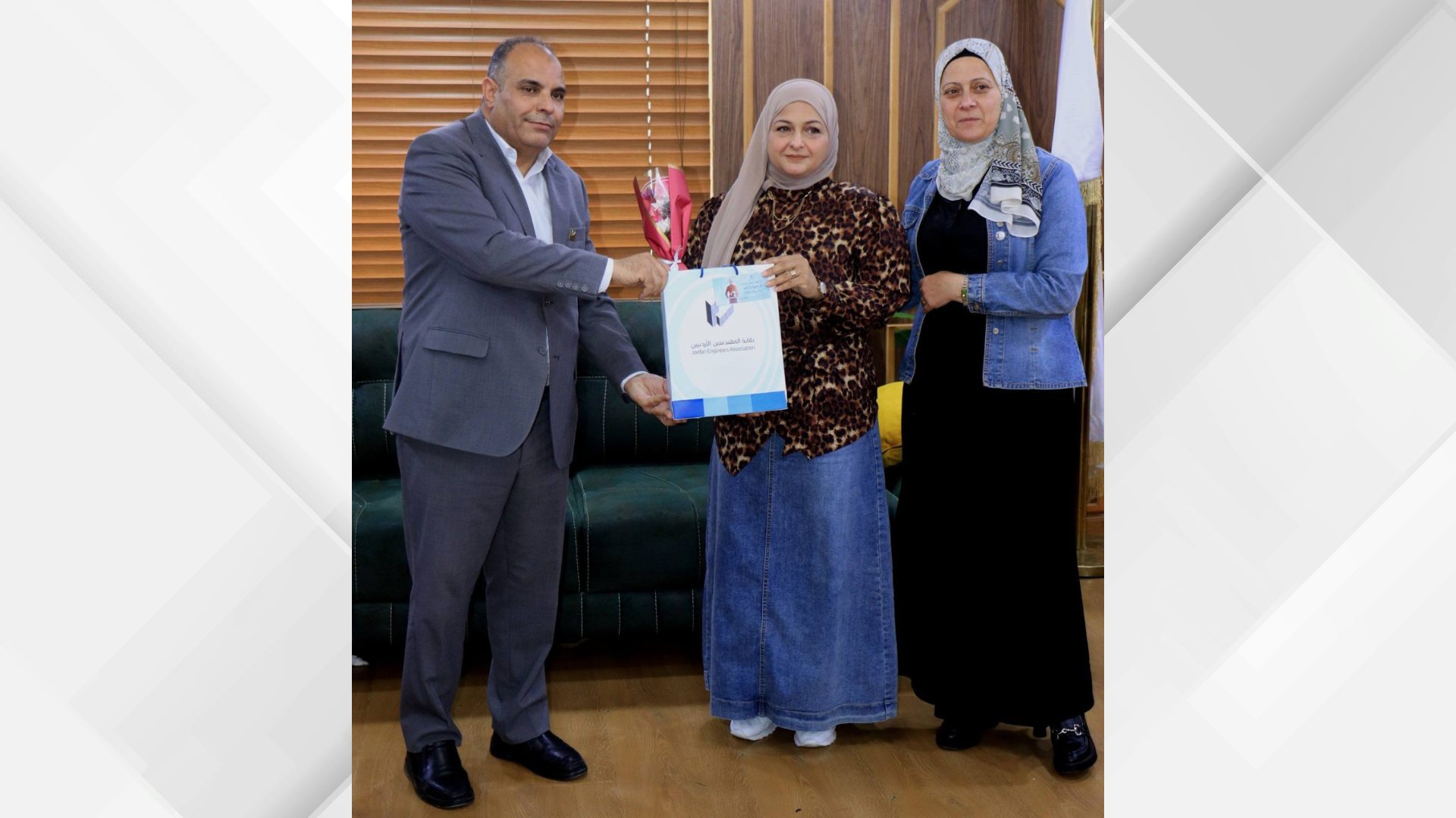 بلدية الرصيفة تحتفل بعيد العمال وتؤكد على دورهم في بناء الوطن