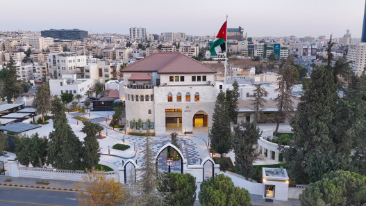 صورة حول : الحكومة تقرّ الأسباب الموجبة لمشروع قانون الإدارة المحلية لسنة 2026 الحكومة تقرّ الأسباب الموجبة لمشروع قانون الإدارة المحلية لسنة 2026