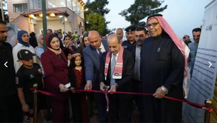 وزير الإدارة المحلية يفتتح سوق المعراض الريفي الأول في جرش