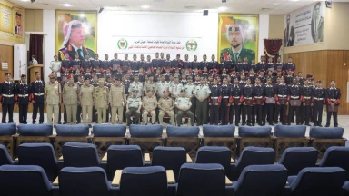 تخريج دورة الضباط الجامعيين الخاصة الليبية في الكلية العسكرية الملكية