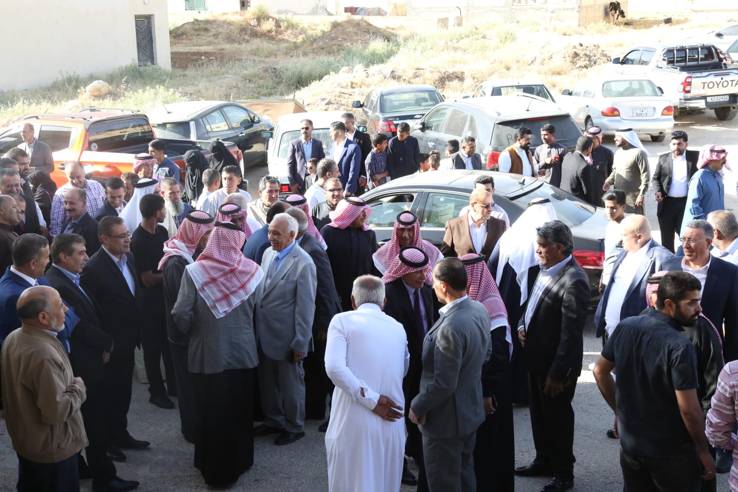 د الشباطات يبارك عقد قران نجل الشيخ طايل الشوابكة