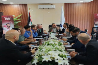 النقل البري: بدء التطبيق الحازم بحق تطبيقات النقل غير المرخصة