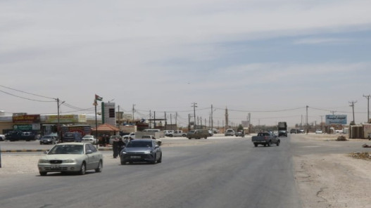 وزير الأشغال يوجه بتوسعة وتأهيل مواقع حيوية من طريق بغداد الدولي