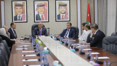 صورة حول : "الصحة النيابية" تبحث تحديات الصيادلة وأطباء الأسنان "الصحة النيابية" تبحث تحديات الصيادلة وأطباء الأسنان
