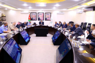 وزير الداخلية يترأس اجتماع اللجنة العليا للإصلاح والتأهيل