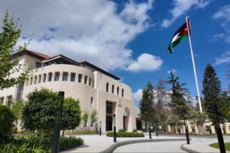 مجلس الوزراء يقر مشروع قانون الإدارة المحلية ويحيله إلى النواب