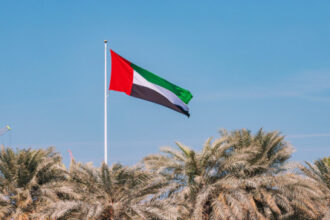 الإمارات: اعتراض صاروخين باليستيين و3 مسيّرات قادمة من إيران