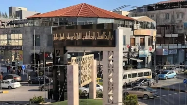 حركة تسوق نشطة وإقبال لافت في أسواق إربد تزامنًا مع وقفة العيد