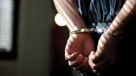 صورة حول : توقيف صانع محتوى بتهمة التحرش بالقواصر عبر الانترنت توقيف صانع محتوى بتهمة التحرش بالقواصر عبر الانترنت