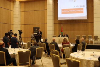 دراسة تكشف واقع العاملات في الزراعة بالأغوار وتدعو لتعزيز الحماية الاجتماعية