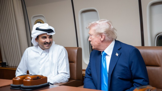صورة حول : أمير قطر يبحث هاتفياً مع ترامب تطورات المنطقة وجهود التهدئة أمير قطر يبحث هاتفياً مع ترامب تطورات المنطقة وجهود التهدئة