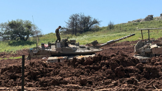 صورة حول : الجيش الإسرائيلي يعلن مقتل جندي في هجوم مسيّرة لحزب الله بجنوب لبنان الجيش الإسرائيلي يعلن مقتل جندي في هجوم مسيّرة لحزب الله بجنوب لبنان