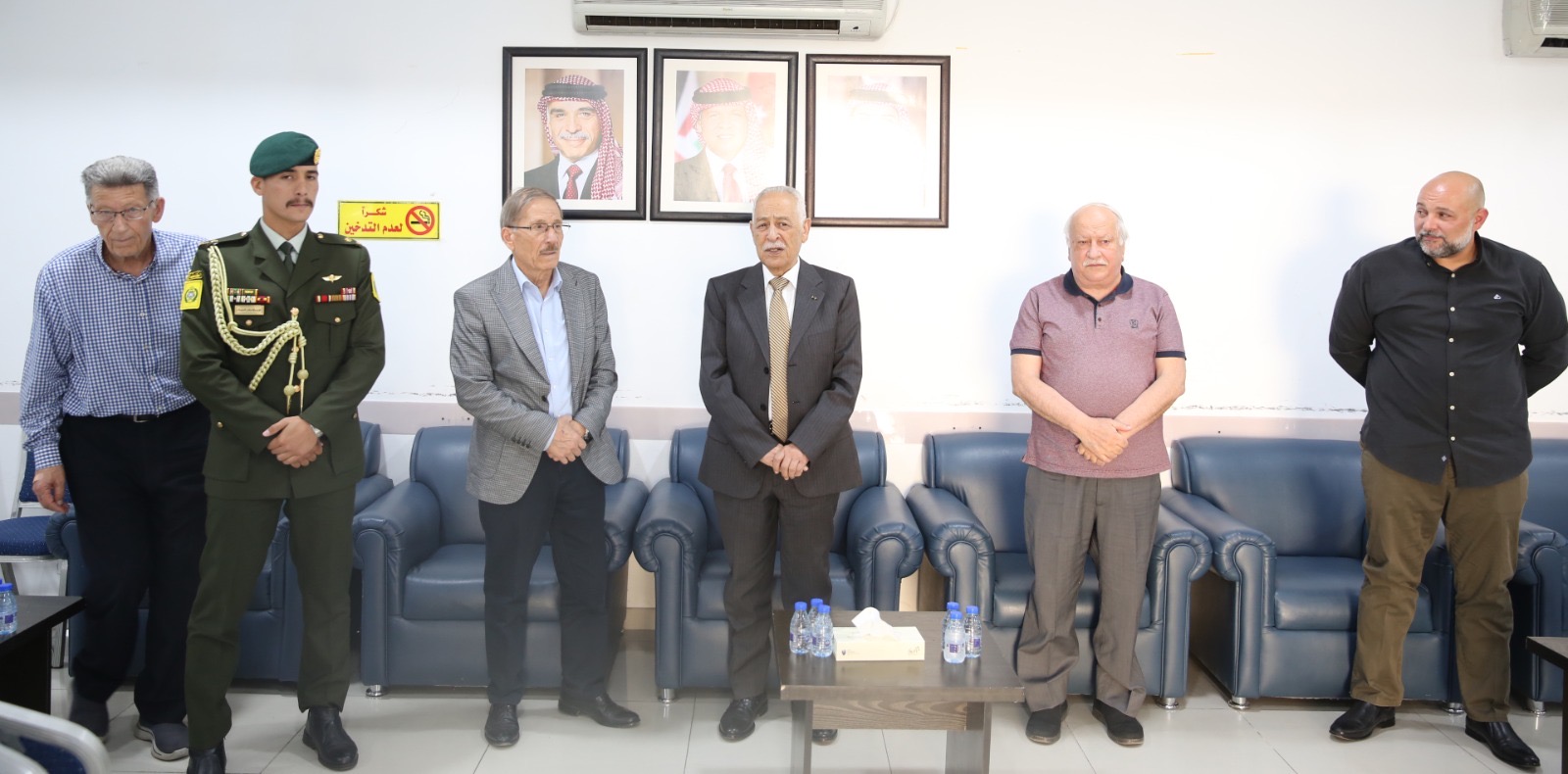 مندوبا عن الملك وولي العهد.. العيسوي يعزي أيوب والعربيات وباتر وكنعان ولوكاشة