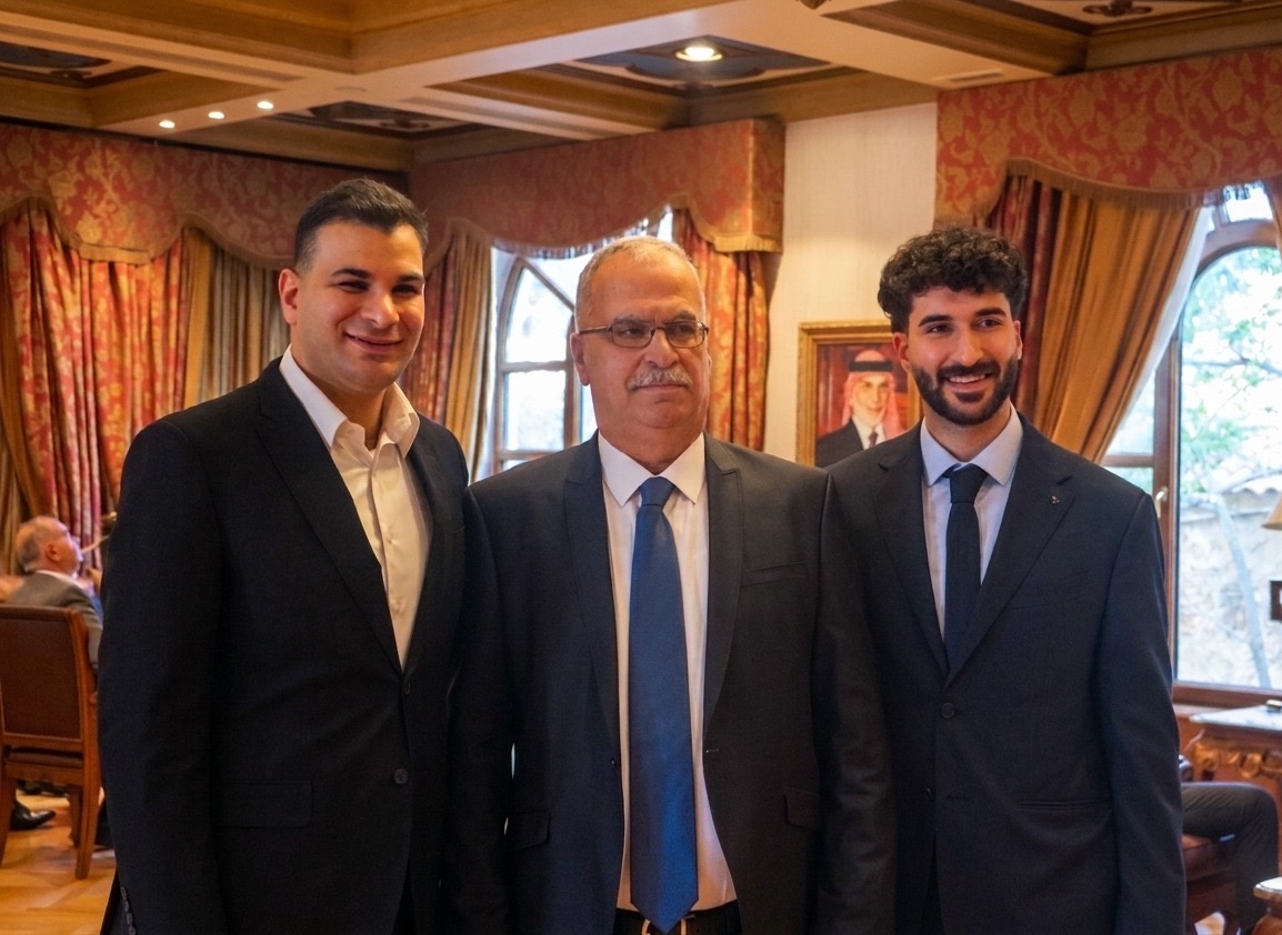 نادي الملك حسين يشهد مصاهرة ونسب بين آل الراميني وآل النعيمي بحضور وجهاء واقرباء واصدقاء العائلتين "شاهد الصور"