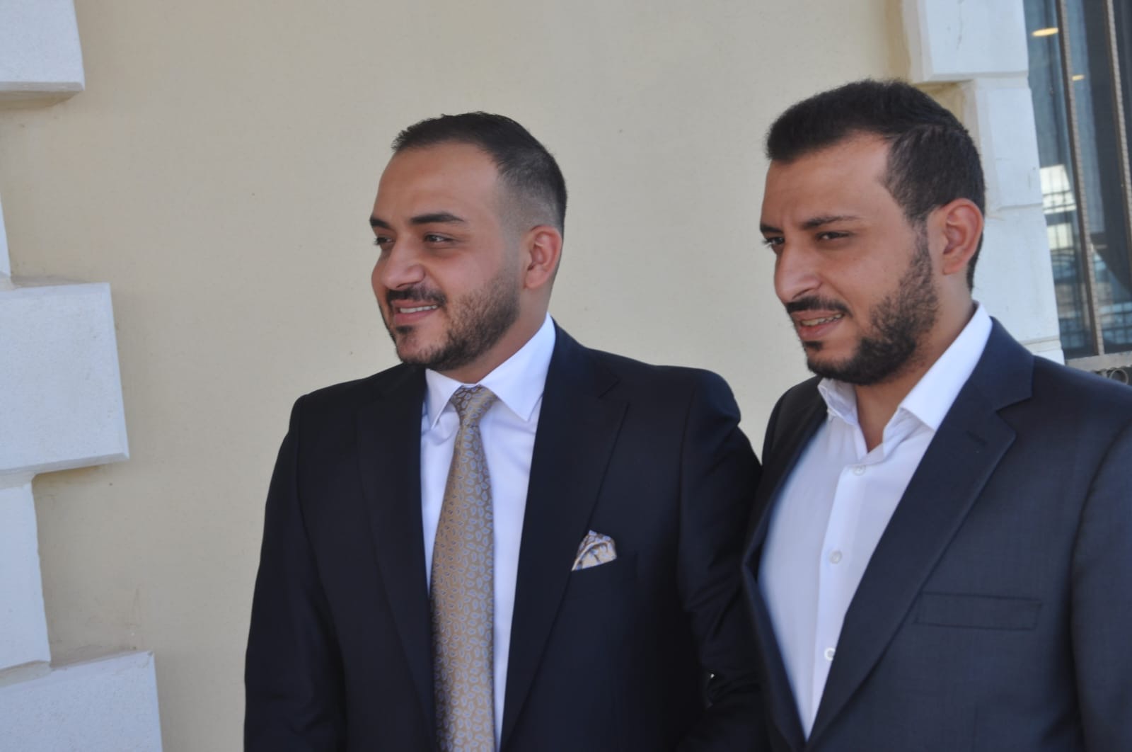 صورة حول : الفراهيد والفايز نسايب ….. الوزير البدور طلب وجد العروس اعطى الفراهيد والفايز نسايب ….. الوزير البدور طلب وجد العروس اعطى