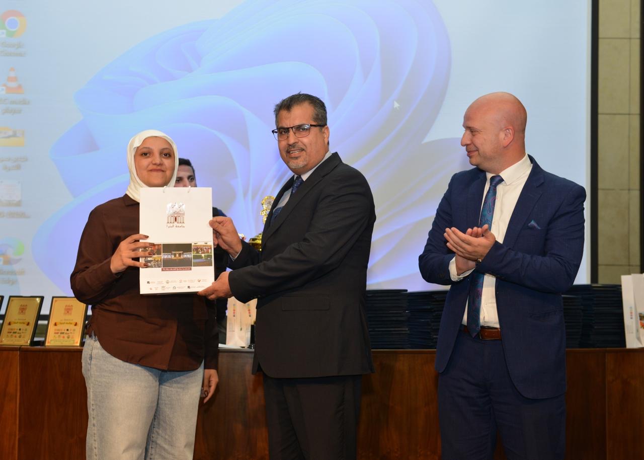 رئيس جامعة البترا يكرّم فريق التايكواندو لحصوله على المركز الأول في البطولة الوطنية