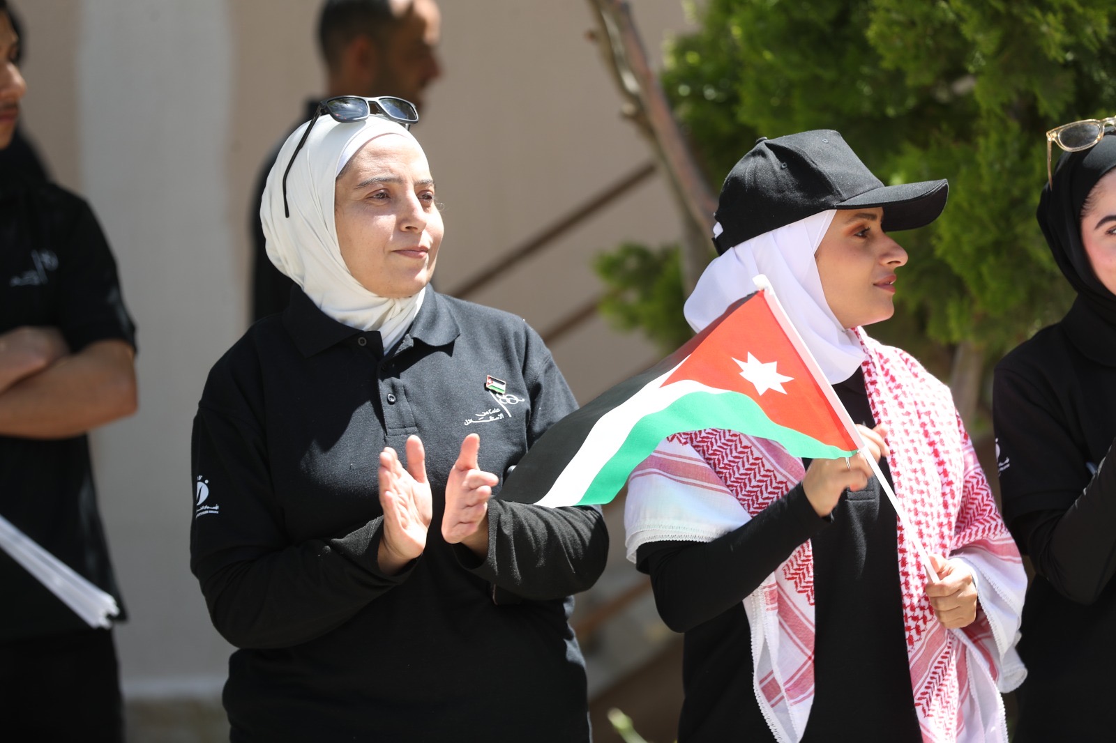 موظفو الأسواق الحرة الأردنية يحتفلون بعيد الاستقلال الـ80