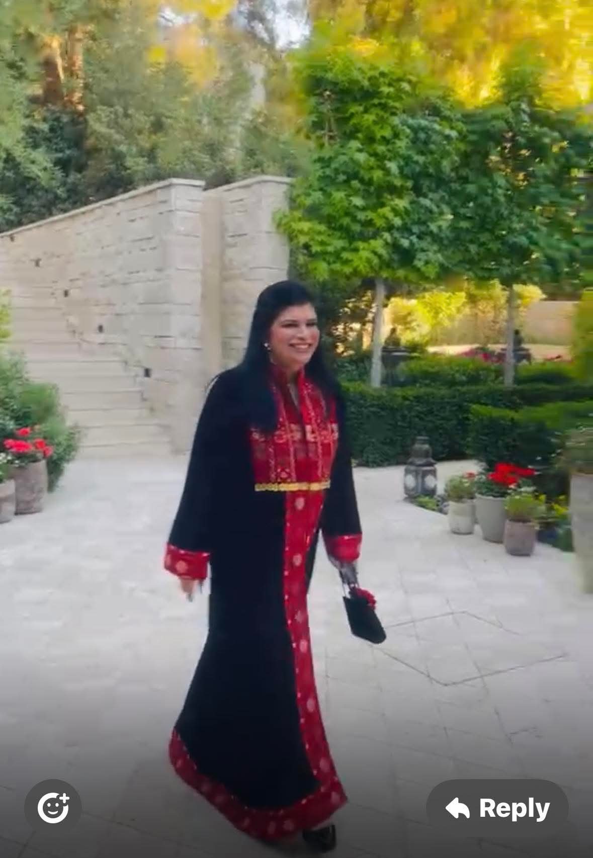الأميرة سمية تكتب : انا من هون