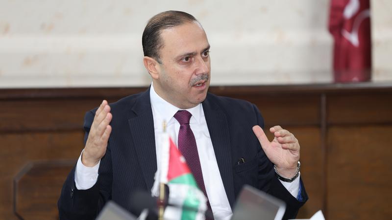 المومني: الحكومة تستعين بمؤثري مواقع التواصل الاجتماعي لمواجهة الشائعات