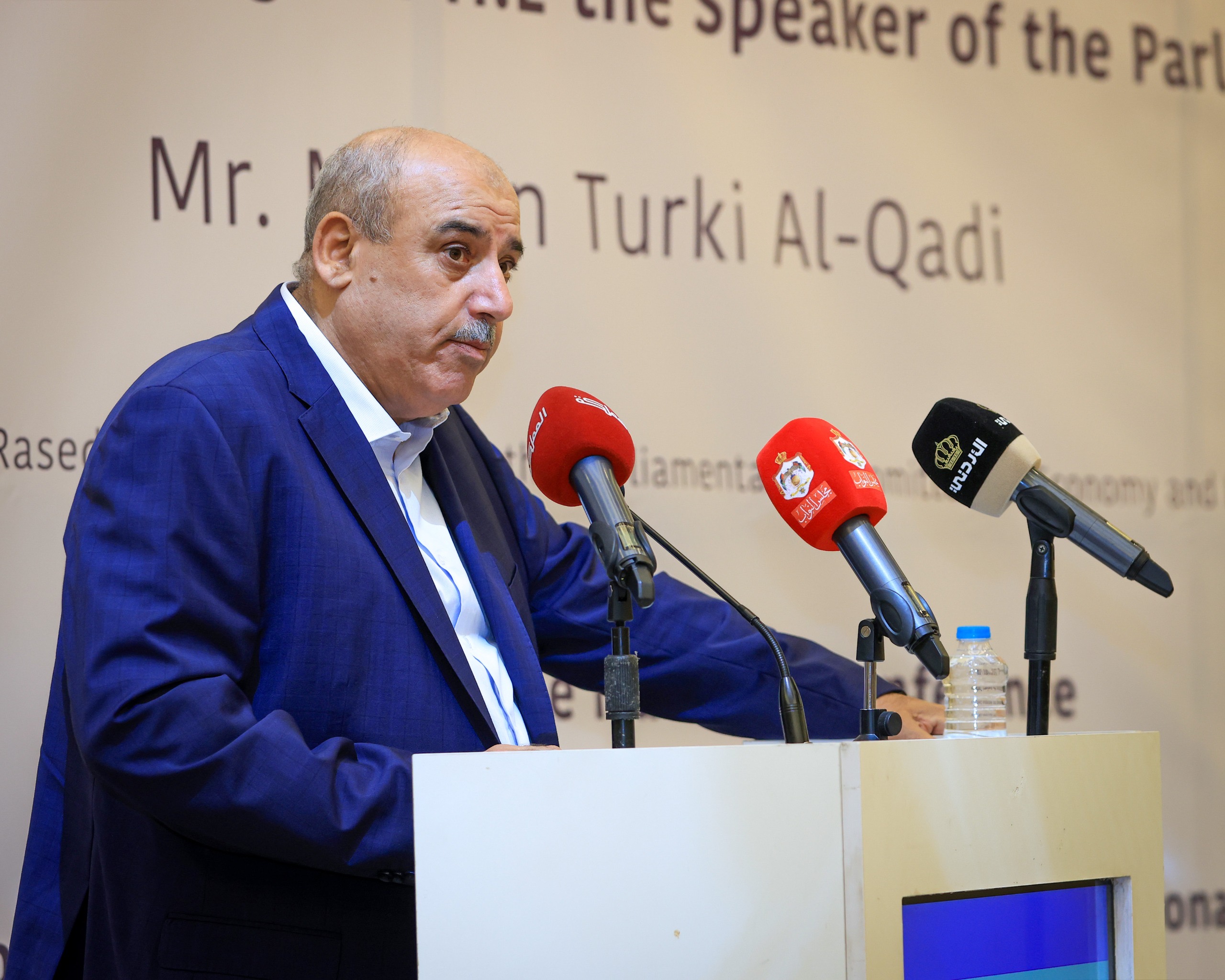 القاضي: التنمية تبدأ من المحافظات والاستماع المباشر للمواطنين