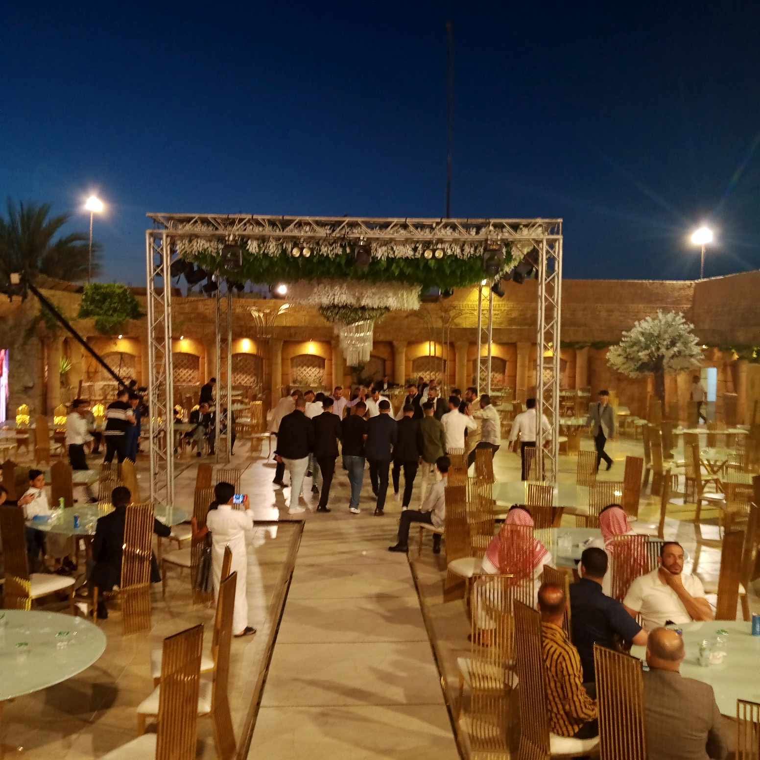 أجواء فرح وأصالة في حفل زفاف نجل المستشار الإعلامي جميل القاضي بإربد
