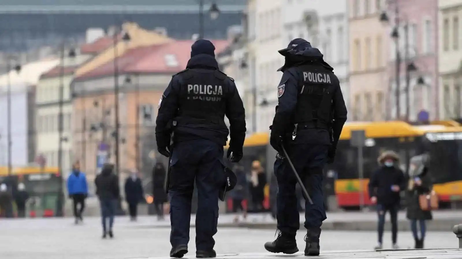 طن هيروين داخل طوب.. بولندا تضبط شحنة مخدرات قادمة من إيران