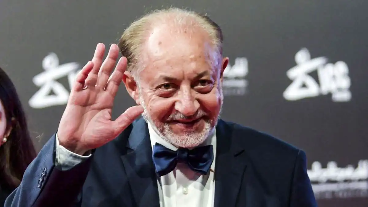 أحد عمالقة الفن المصري.. وفاة عبد العزيز مخيون عن 80 عاما
