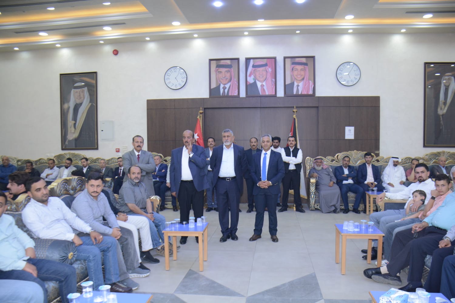 العدوان والعموش نسايب …… العدوان طلب والقلاب أعطى