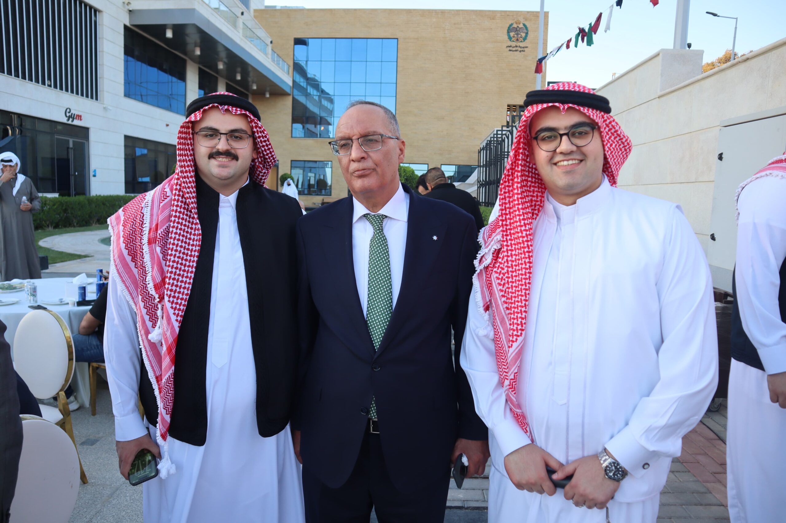 الدكتور محمد المعاقبة يولم بمناسبة زفاف نجله الدبلوماسي "قيس"