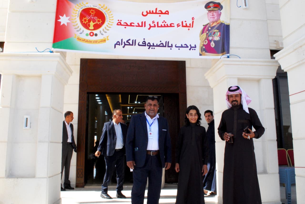 رئيس النواب يشارك عشائر الدعجة الاحتفال بالأعياد الوطنية