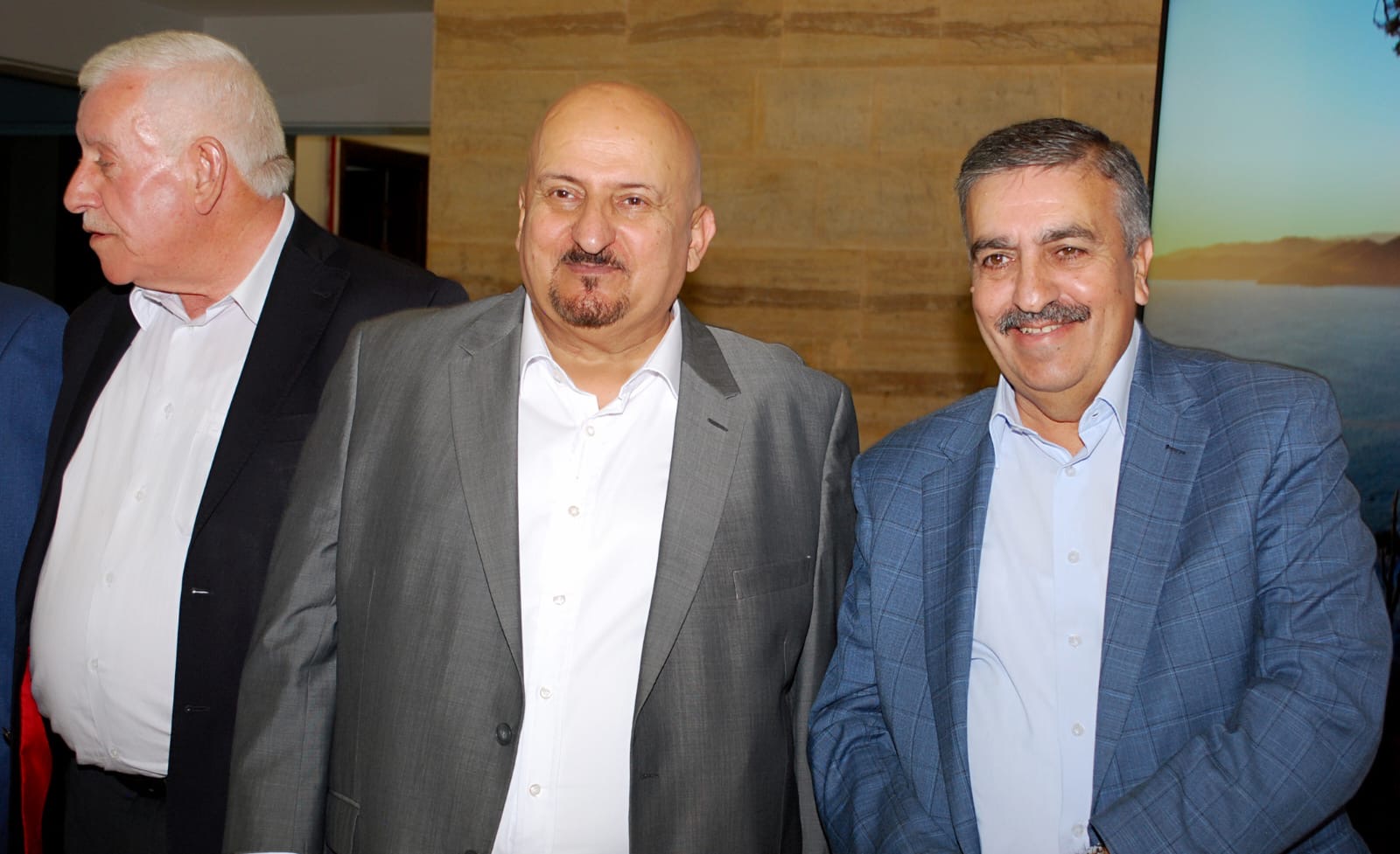 حداد و أبو طويلة نسايب .. عطية طلب و الخصاونة أجاب