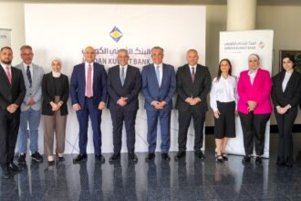 البنك الأردني الكويتي يوقع اتفاقية شراكة استراتيجية مع شركة Business Consult لتعزيز الخدمات المصرفية الرقمية الآمنة
