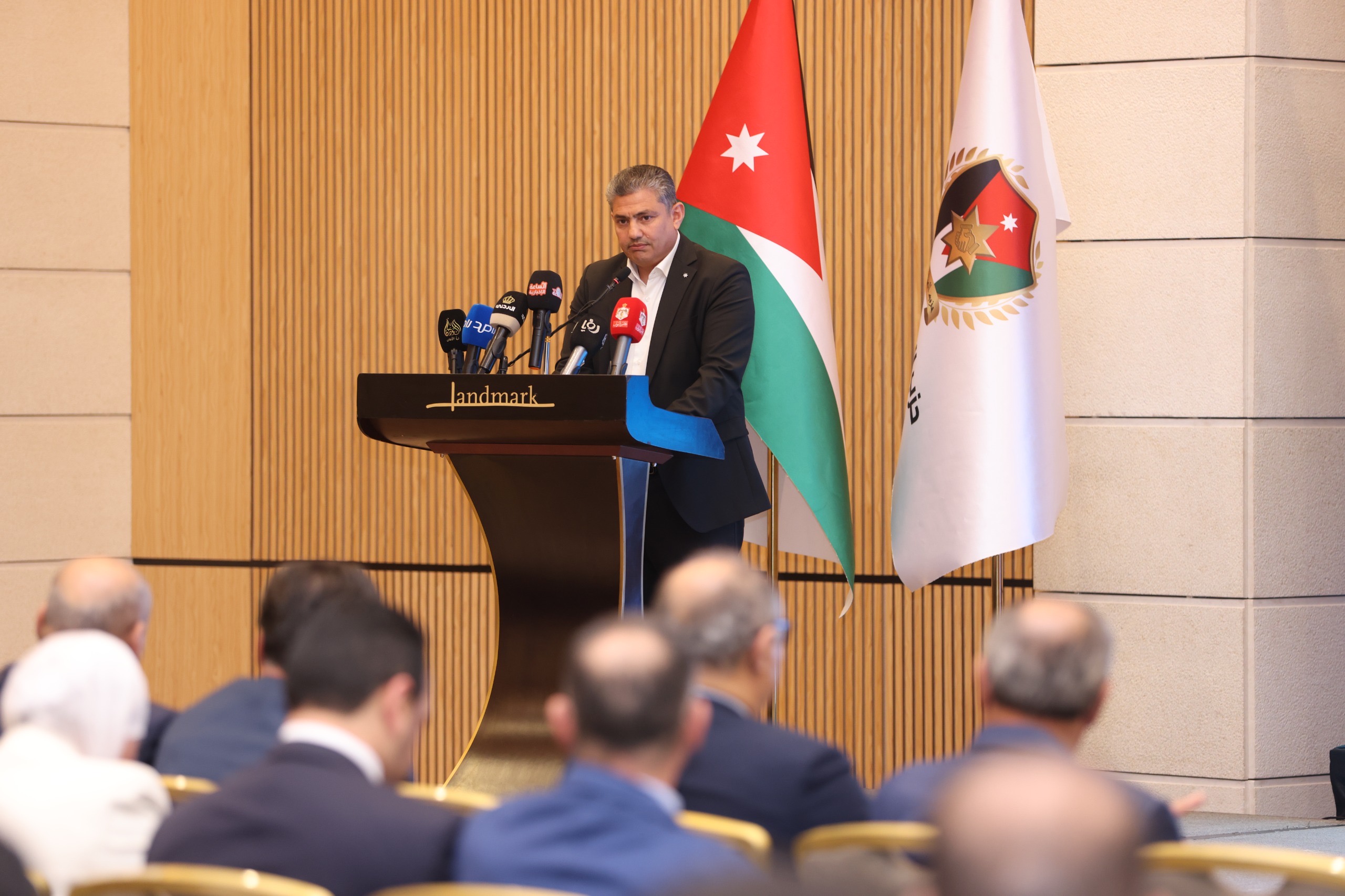 القاضي يرعى حفل تكريم الفائزين من طلبة حزب الميثاق في انتخابات مجلس شباب 21