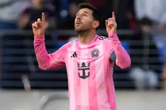 ميسي يحصد جائزة مرموقة قبل انطلاق بطولة كأس العالم