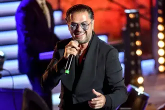 بعد سنوات من الشائعات.. راغب علامة يحسم جدل "الابنة المزعومة"