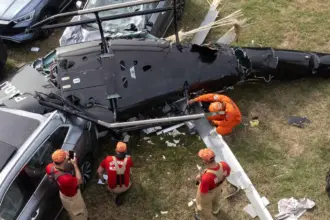 بينهم المغني أوليفر تري.. 6 قتلى بحادث تصادم مروحيتين في البرازيل