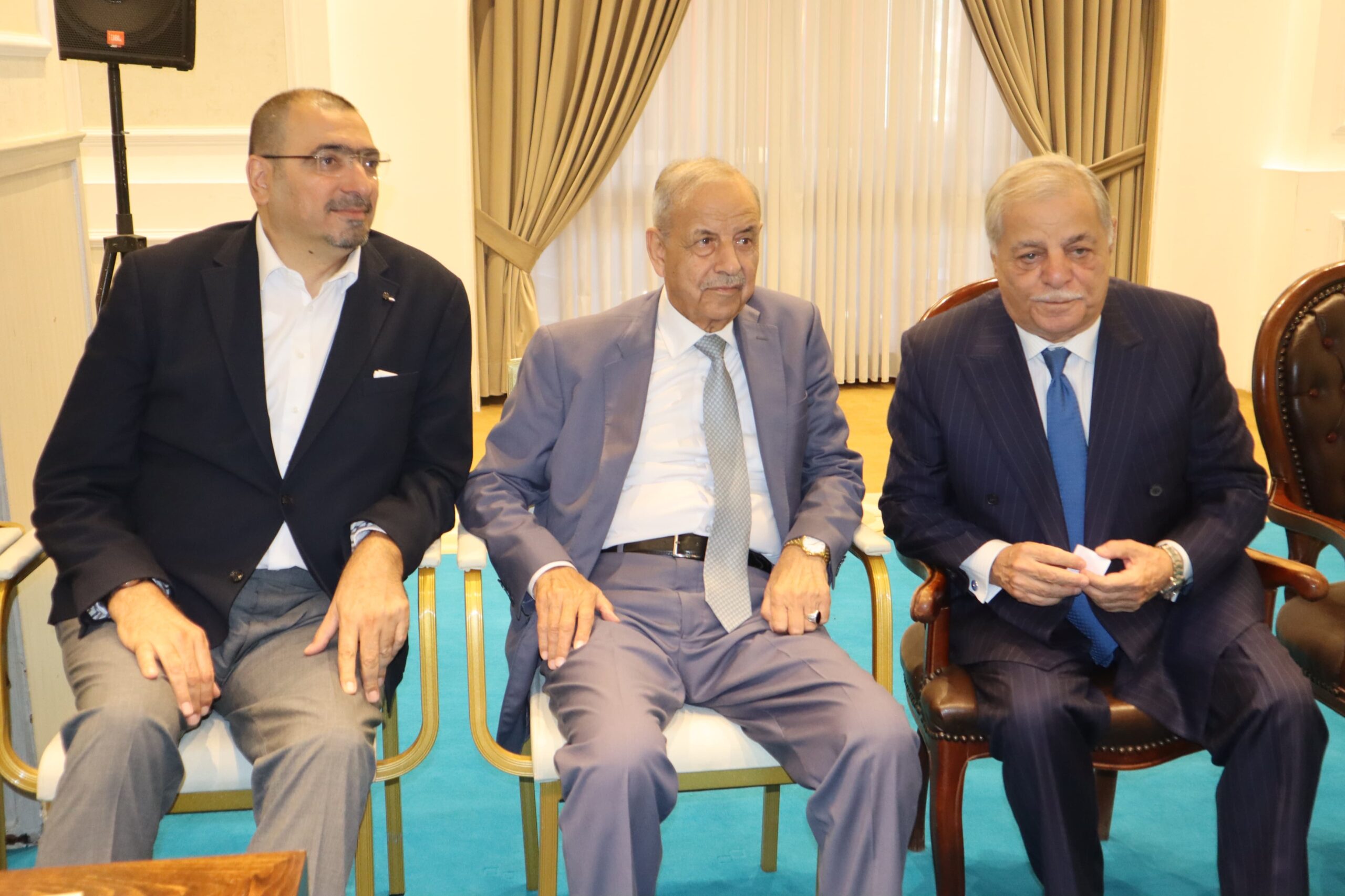 حداد و أبو طويلة نسايب .. عطية طلب و الخصاونة أجاب