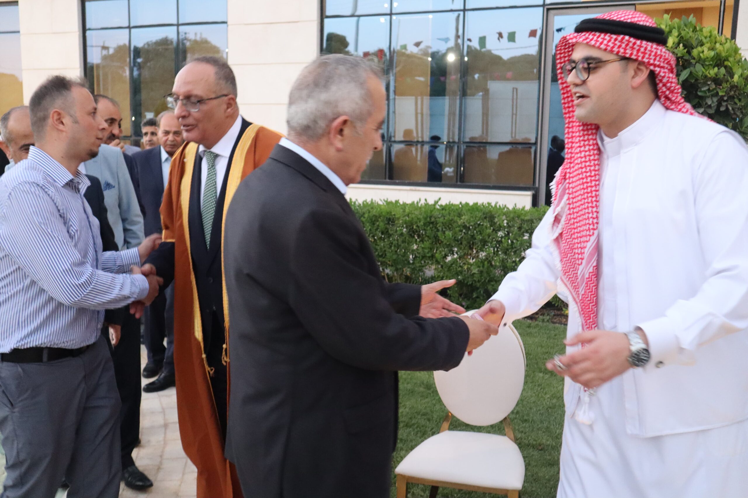 الدكتور محمد المعاقبة يولم بمناسبة زفاف نجله الدبلوماسي "قيس"
