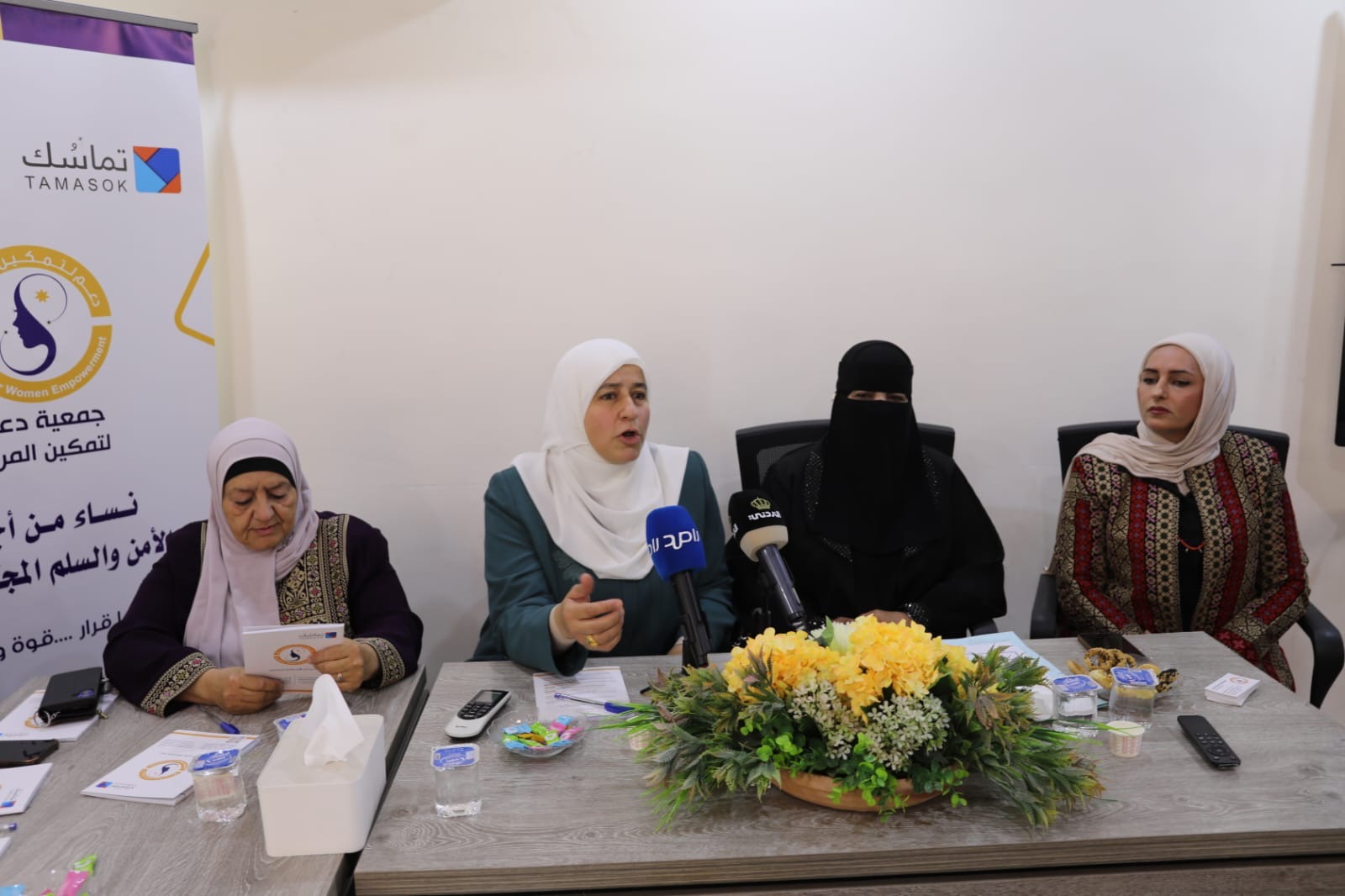 صورة حول : المرأة النيابية تزور جمعية دعم لتمكين المرأة في أبو نصير المرأة النيابية تزور جمعية دعم لتمكين المرأة في أبو نصير