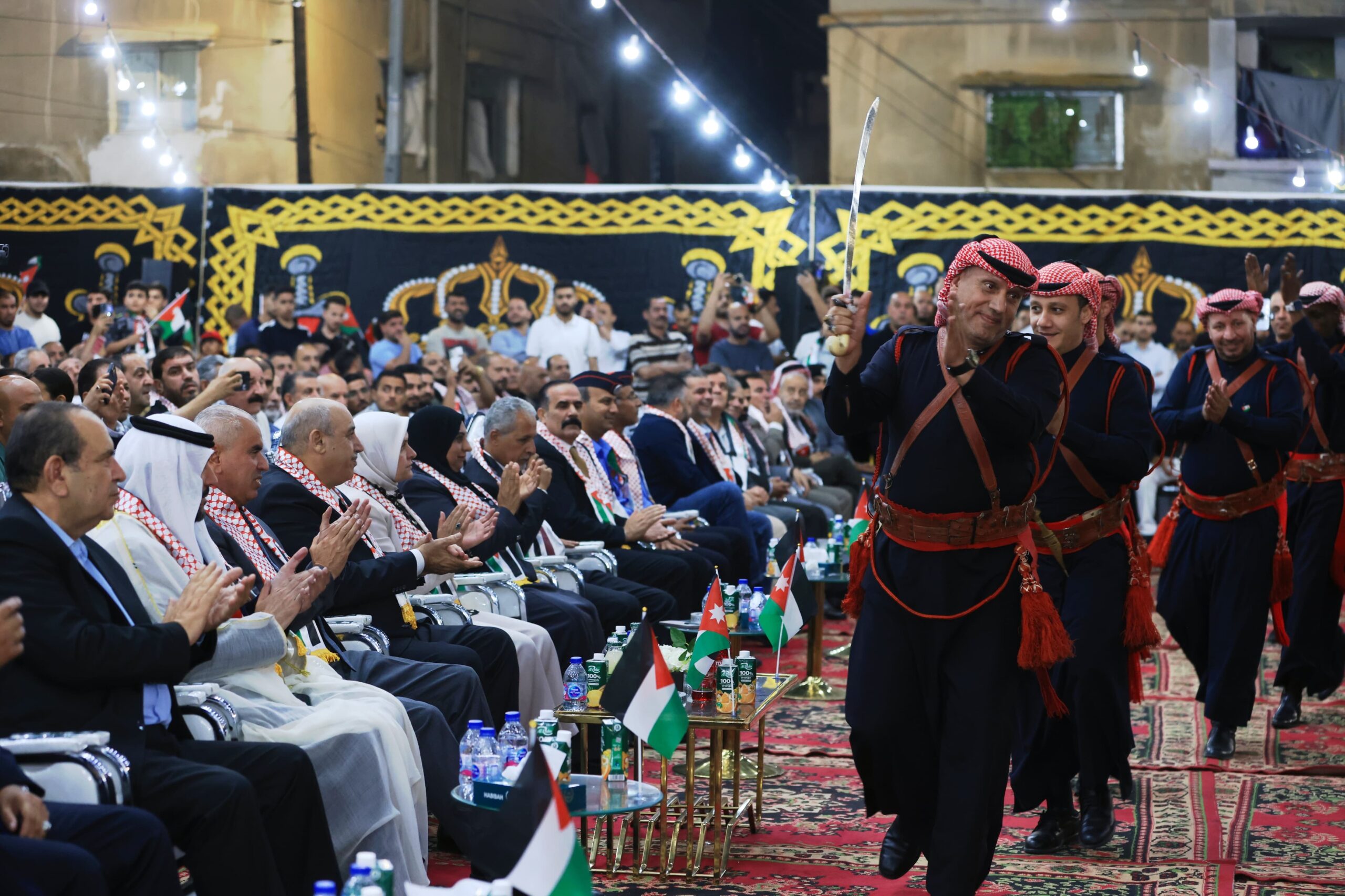 القاضي يرعى احتفالات حي الطفايلة بعيد الاستقلال والأعياد الوطنية