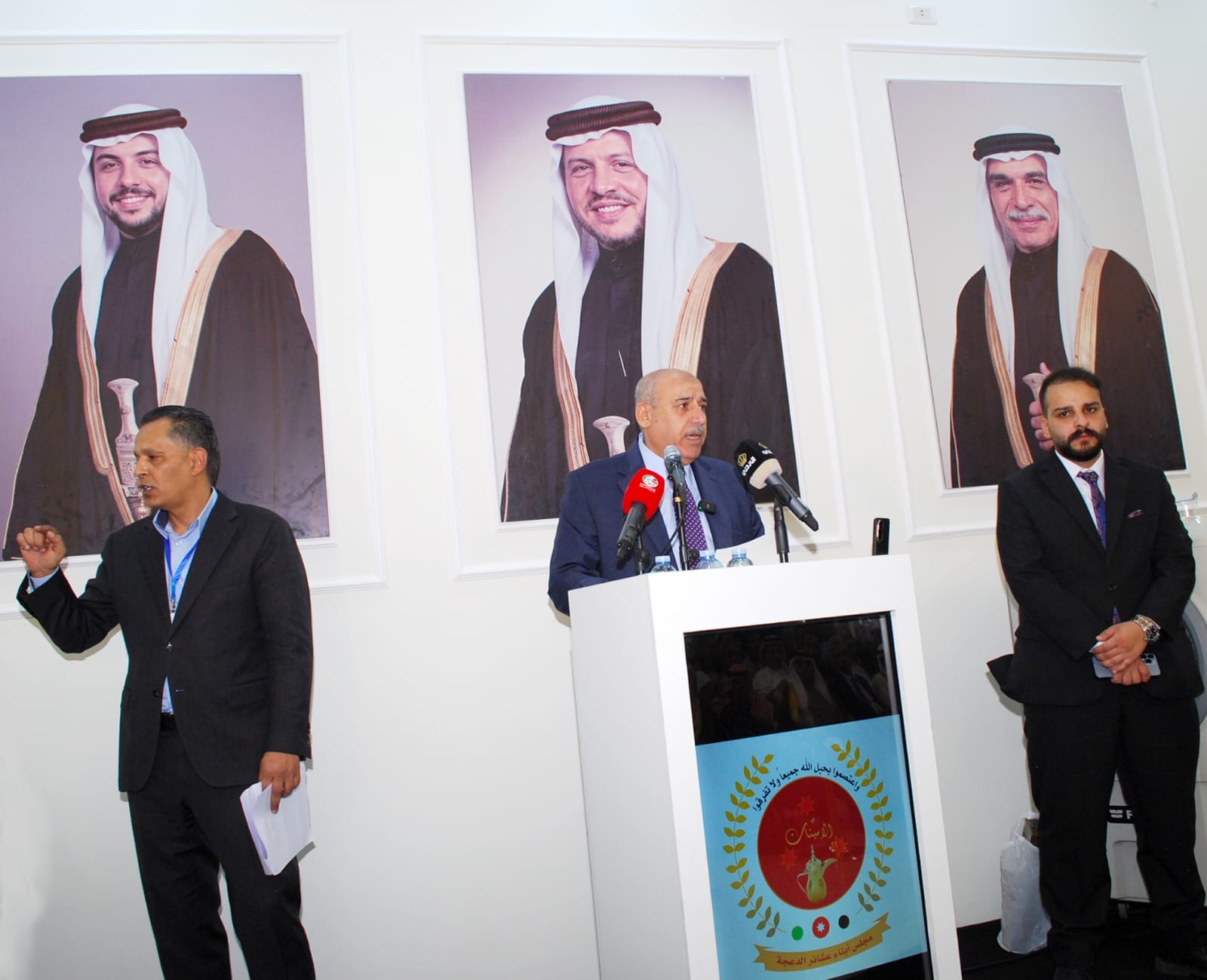 رئيس النواب يشارك عشائر الدعجة الاحتفال بالأعياد الوطنية