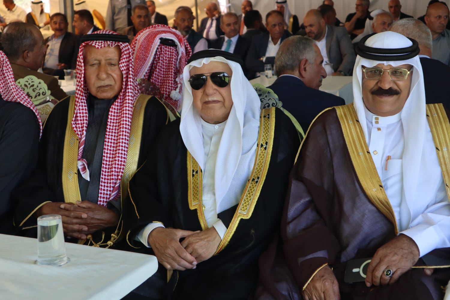 الباشا سليمان علي الغنيمات (أبو خلدون) يقيم مأدبة غداء احتفاء بزفاف نجله الدكتور معتز (صور)