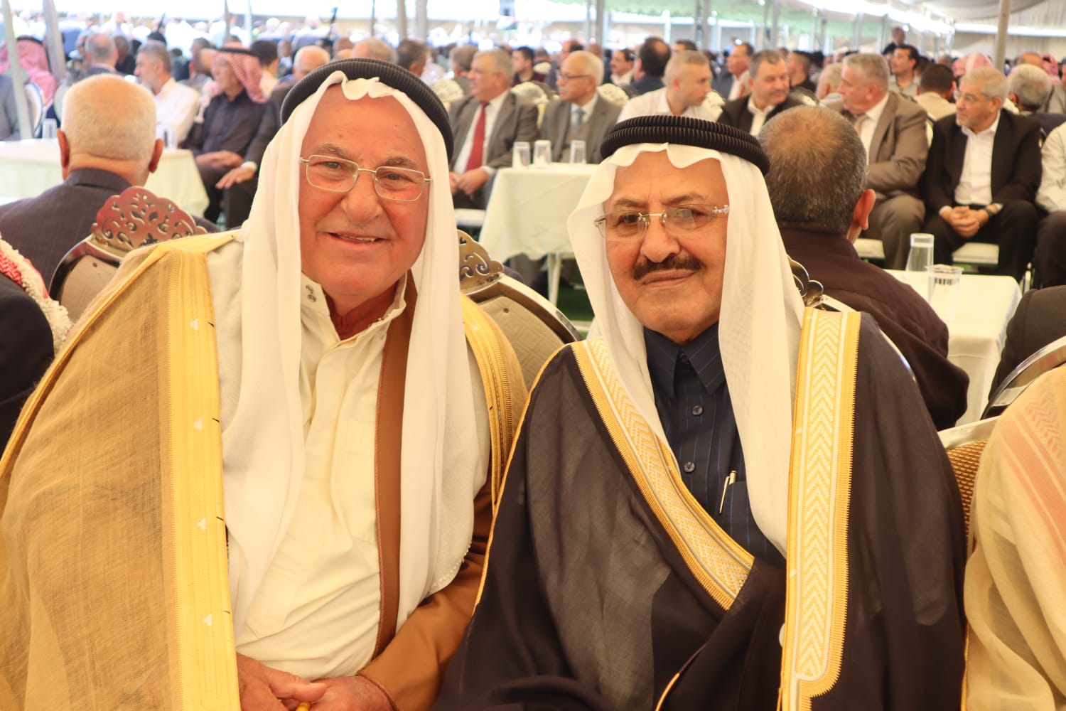 الباشا سليمان علي الغنيمات (أبو خلدون) يقيم مأدبة غداء احتفاء بزفاف نجله الدكتور معتز (صور)