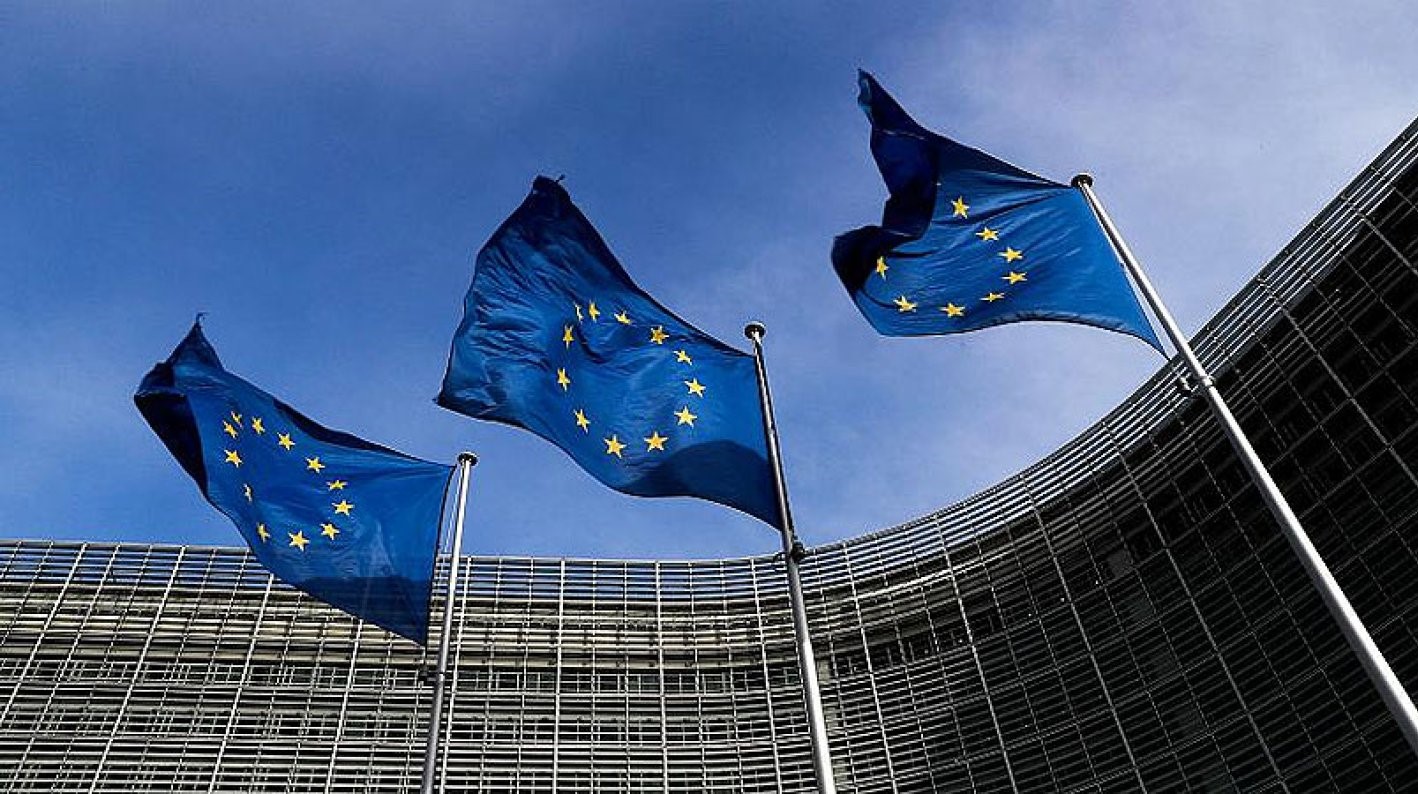 صورة حول : رسوم جمركية أوروبية جديدة على الطرود الصغيرة من خارج التكتل رسوم جمركية أوروبية جديدة على الطرود الصغيرة من خارج التكتل