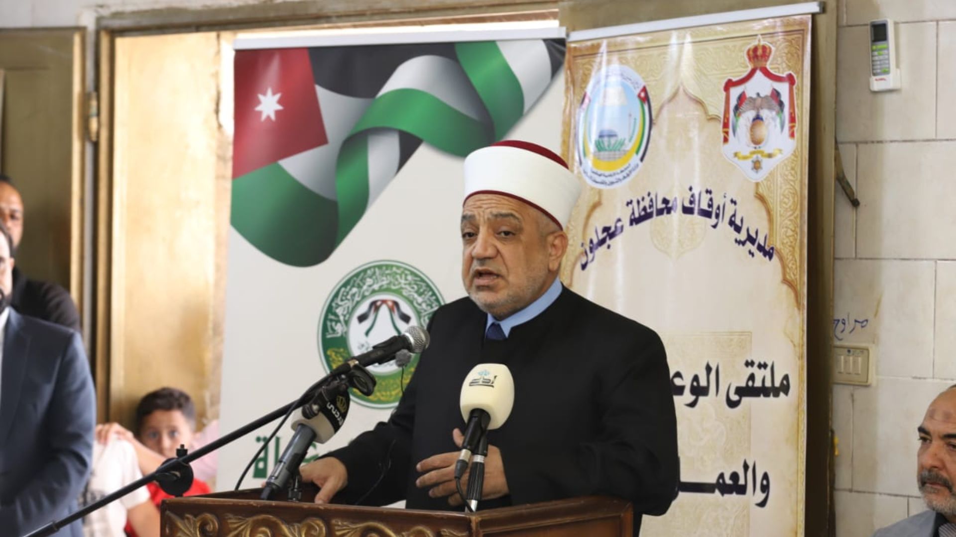 وزير الأوقاف يفتتح ملتقى الوعظ واليوم الخيري بعرجان