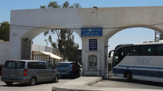 الداخلية تمنع 468 شخصاً من السفر عبر جسر الملك حسين
